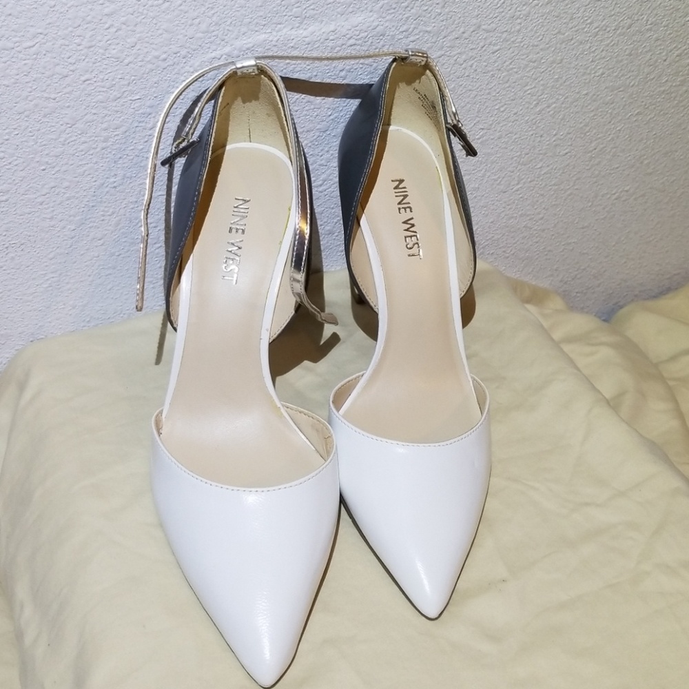 Nine West - Time For Sho pump